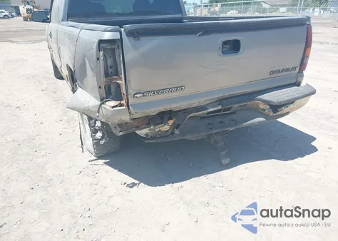 2001 Chevrolet Silverado 1500 Ls from USA, damaged, VIN 2GCEC19W311137174